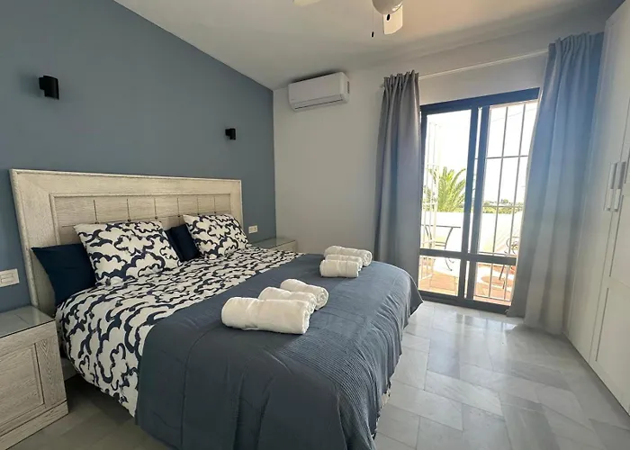 Casa Sunrisa With Breath Taking Sea And Mountain View 度假居 *