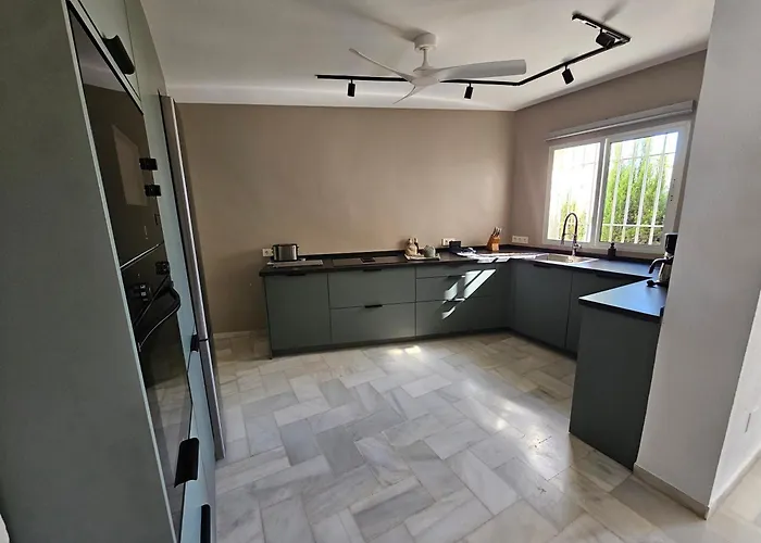 Casa Sunrisa With Breath Taking Sea And Mountain View 度假居 内尔哈