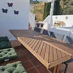 Сasa de vacaciones Casa Sunrisa With Breath Taking Sea And Mountain View Nerja