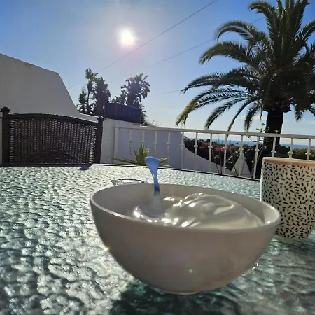 Casa Sunrisa With Breath Taking Sea And Mountain View Vakantiehuis Nerja
