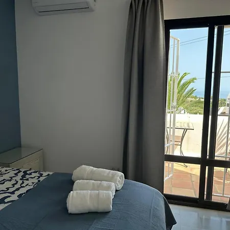 Casa Sunrisa With Breath Taking Sea And Mountain View Vakantiehuis