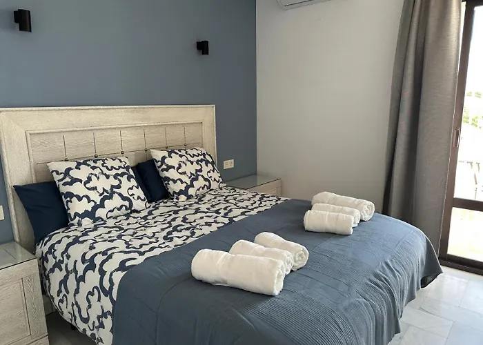 Дом отдыха Casa Sunrisa With Breath Taking Sea And Mountain View *