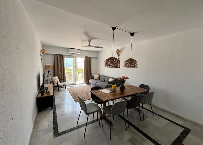 Casa Sunrisa With Breath Taking Sea And Mountain View Holiday home Nerja