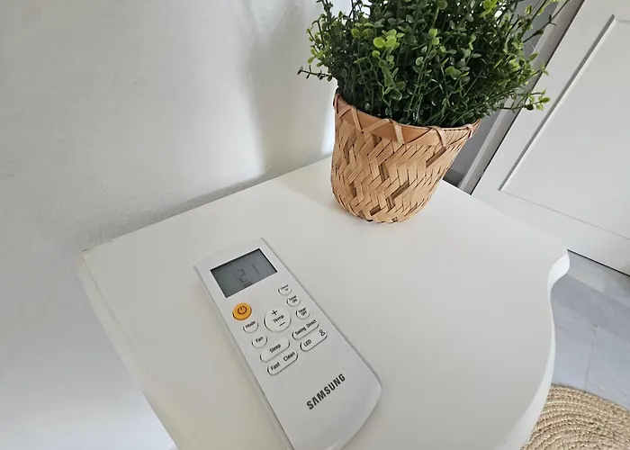 Дом отдыха Casa Sunrisa With Breath Taking Sea And Mountain View Нерха